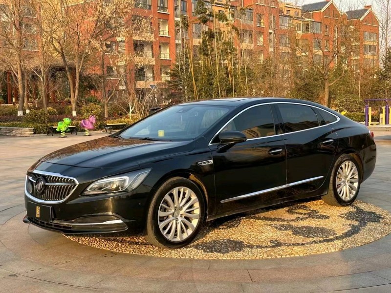 青岛18年别克君越2