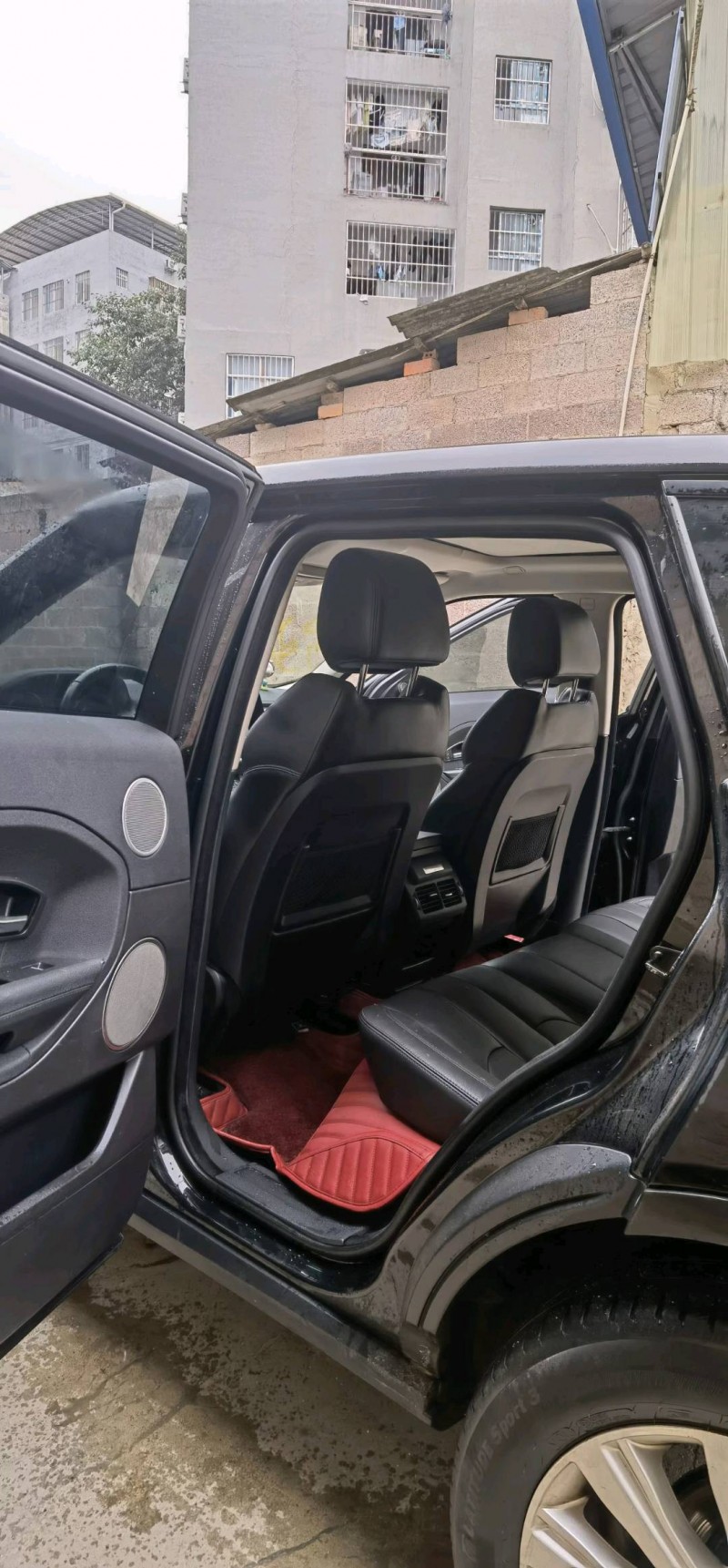 深圳15年路虎极光4