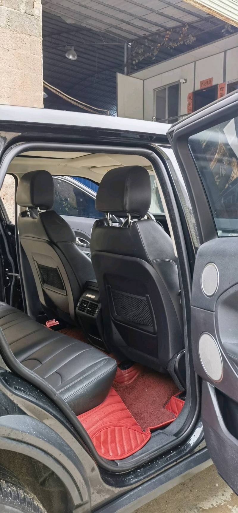 深圳15年路虎极光7