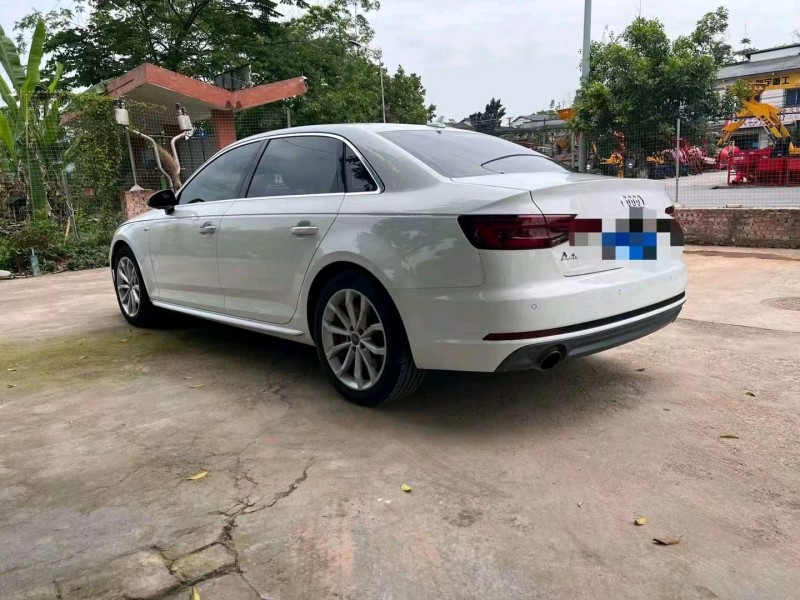 重庆17年奥迪A4L5