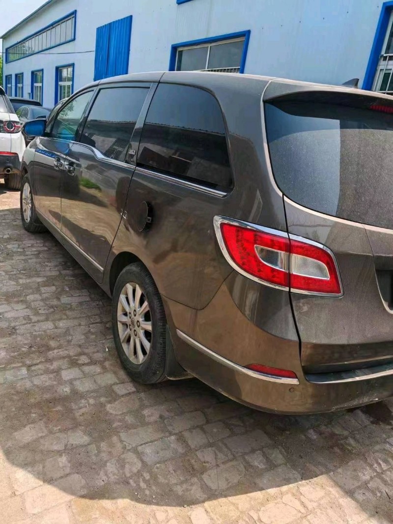 青岛13年别克GL83