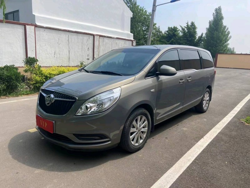 青岛19年别克GL82