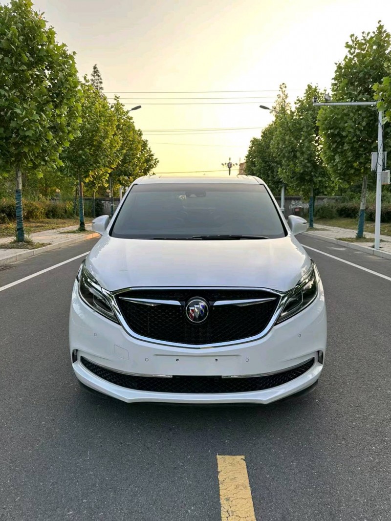 徐州18年别克GL81