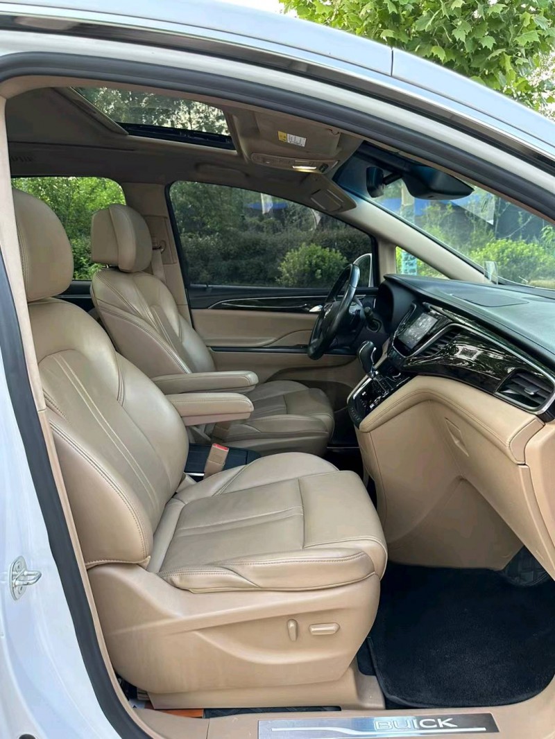 徐州18年别克GL85