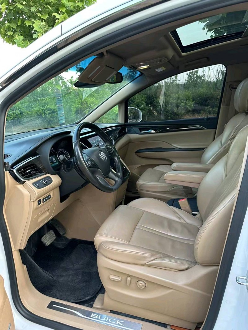 徐州18年别克GL86