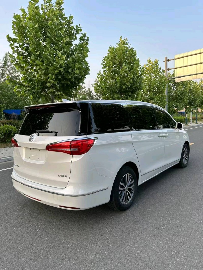 徐州18年别克GL87