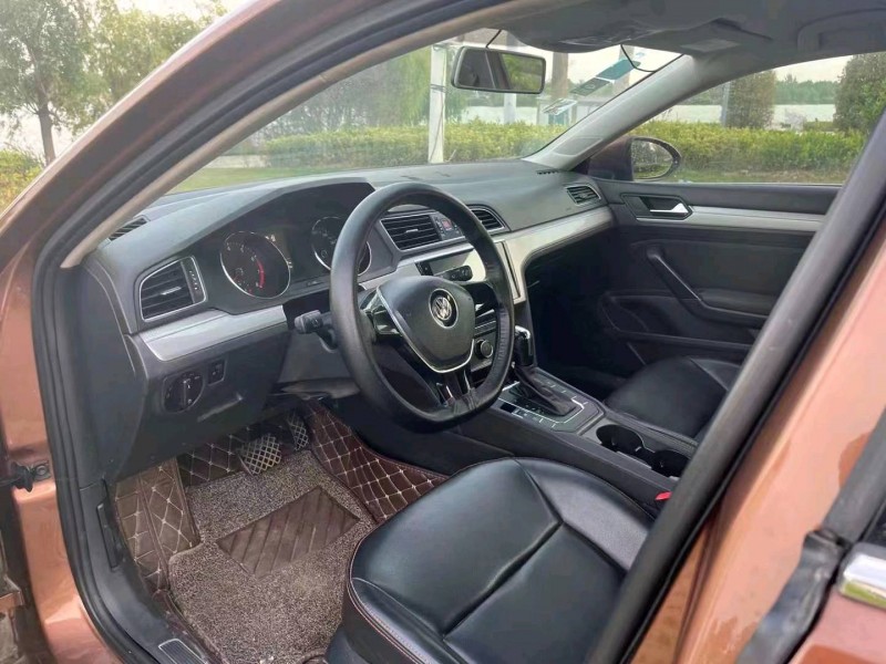 济南16年大众凌渡5