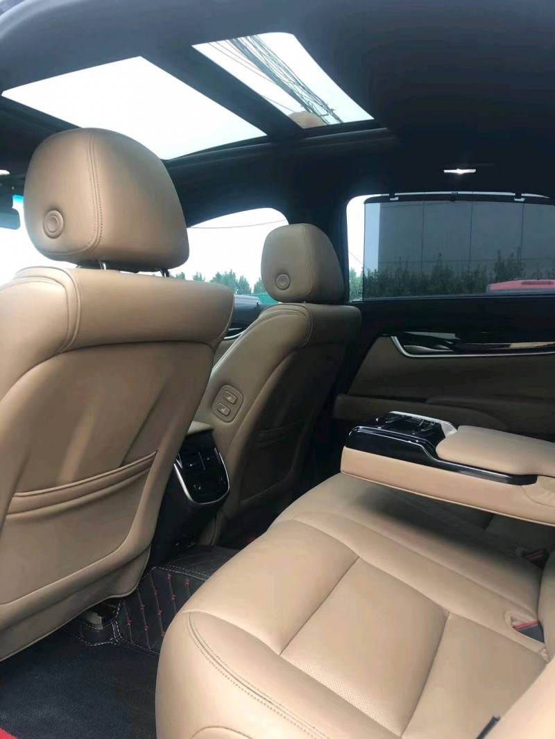 保定19年凯迪拉克XTS4