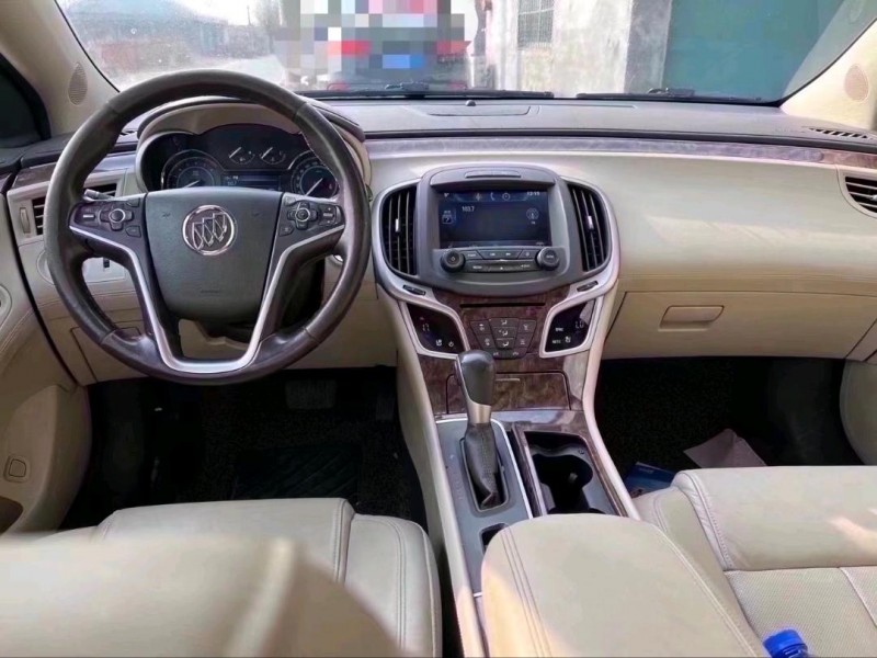 青岛13年别克君越6