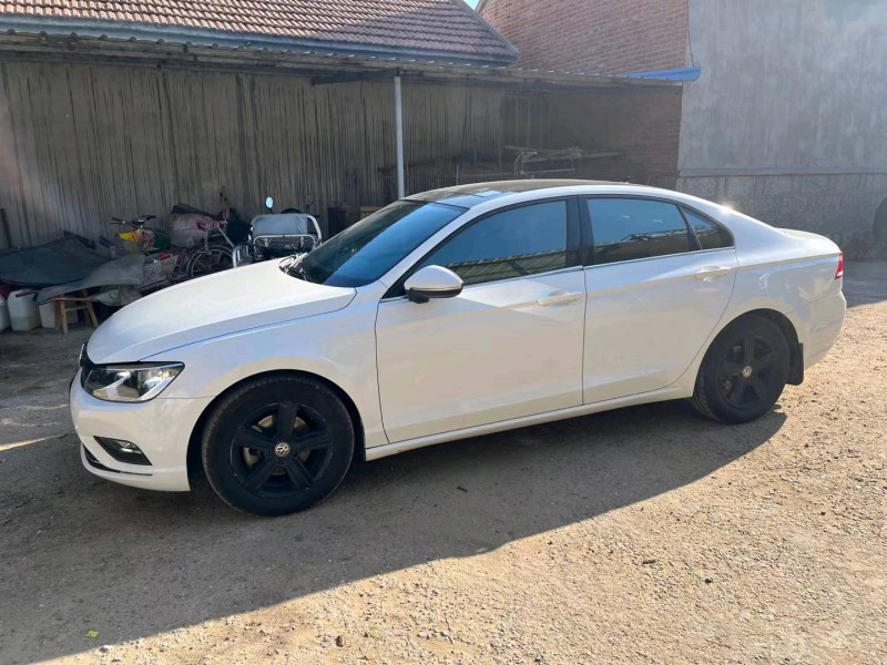 济南18年大众凌渡2