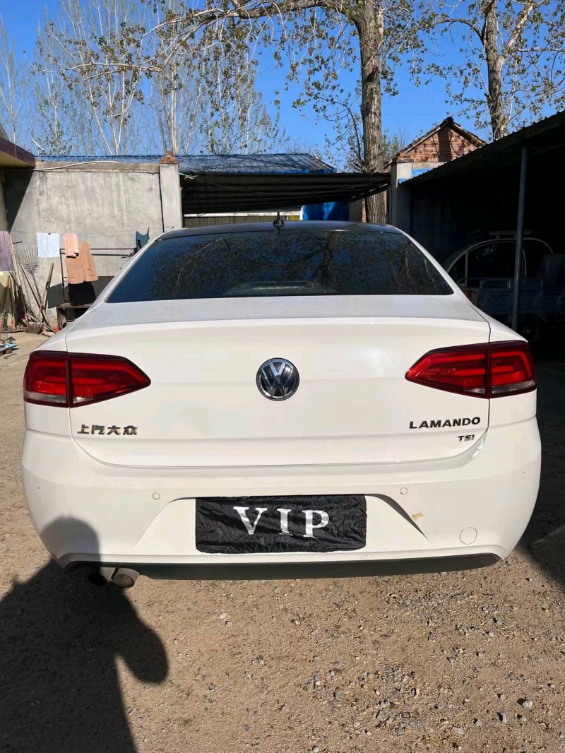 济南18年大众凌渡9