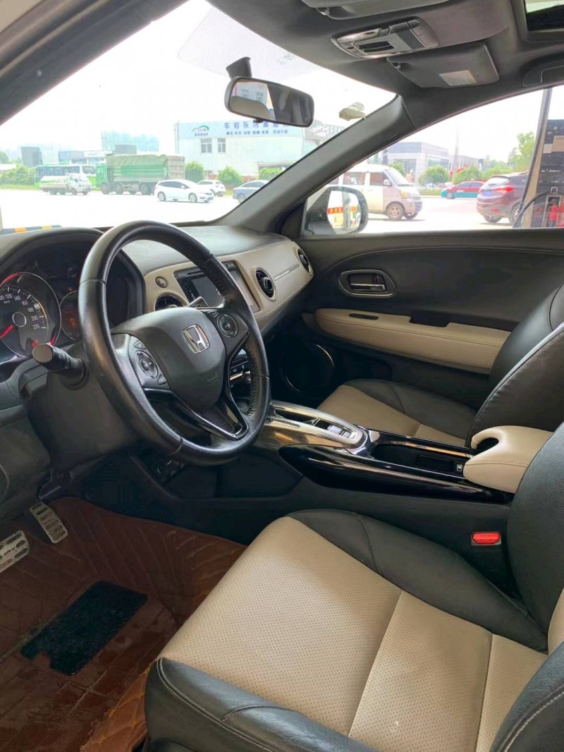 保定16年本田XRV7