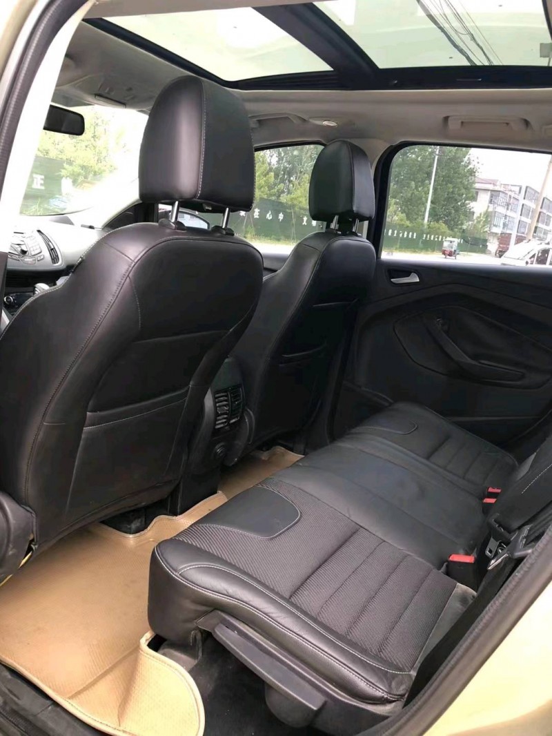 青岛13年福特翼虎6