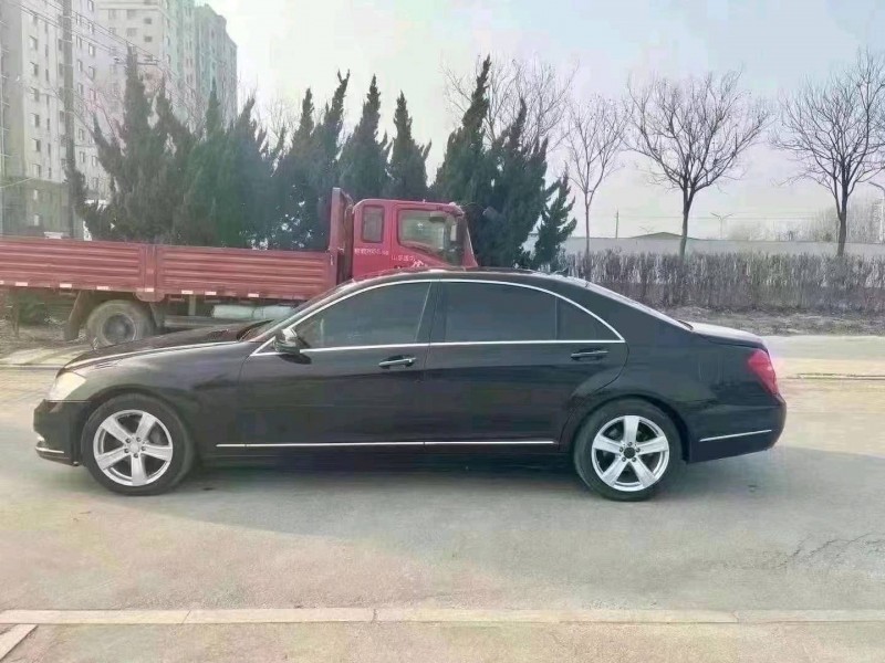 青岛12年奔驰S6