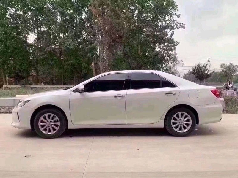 菏泽17年丰田凯美瑞3