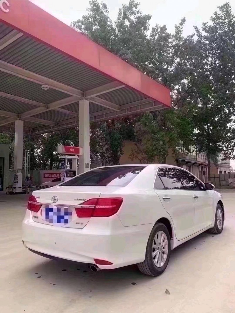 菏泽17年丰田凯美瑞2