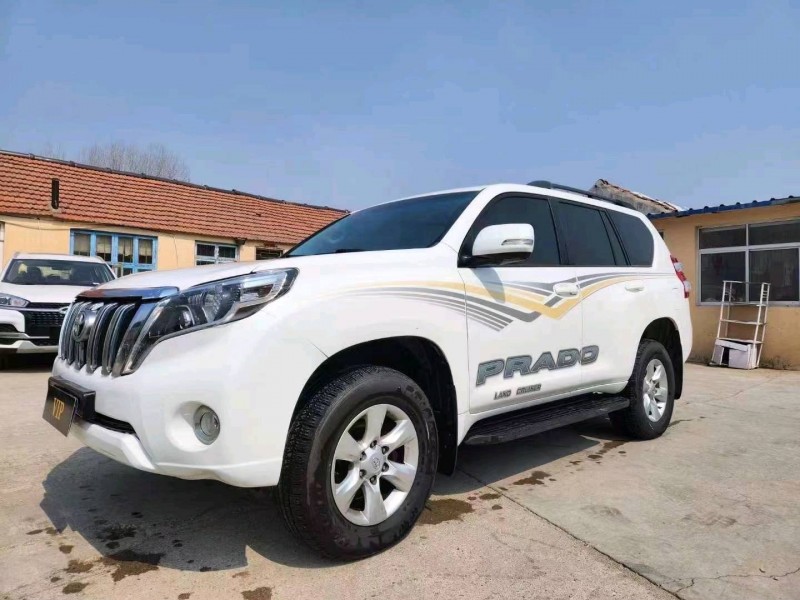 济南13年丰田普拉多3