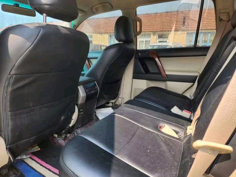 济南13年丰田普拉多5