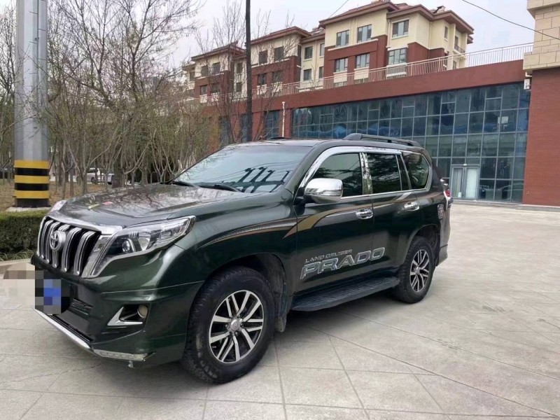 济南13年丰田普拉多2