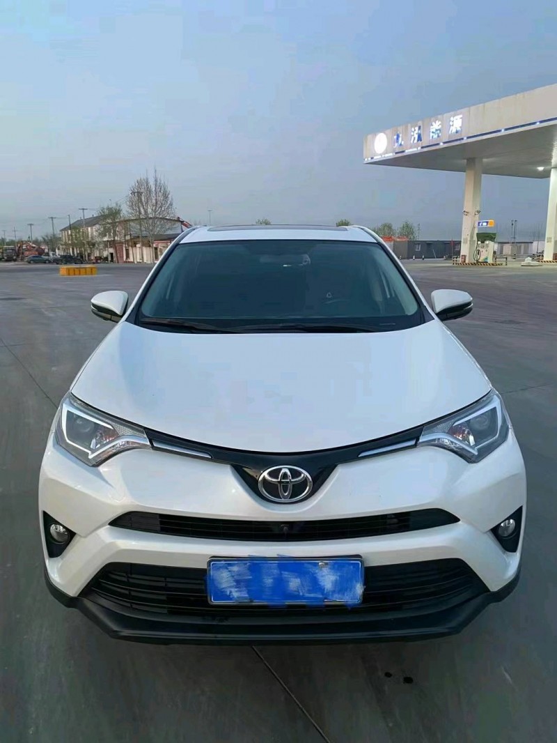 济南19年丰田RAV41