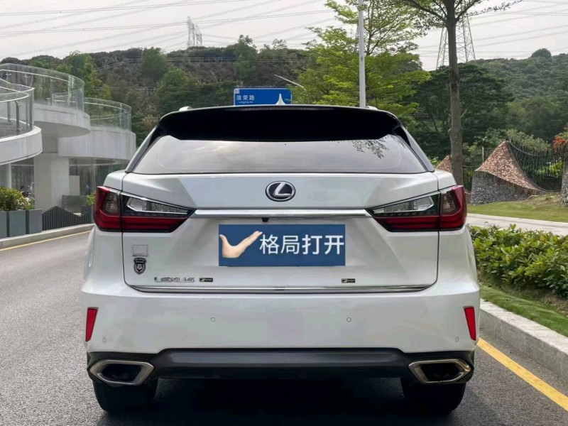广州17年雷克萨斯RX9