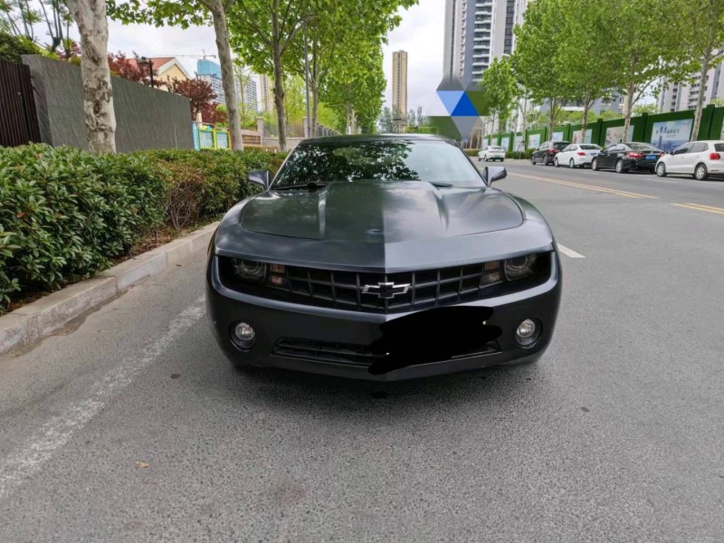 济南14年雪佛兰科迈罗1