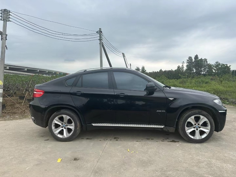 中山11年宝马X64