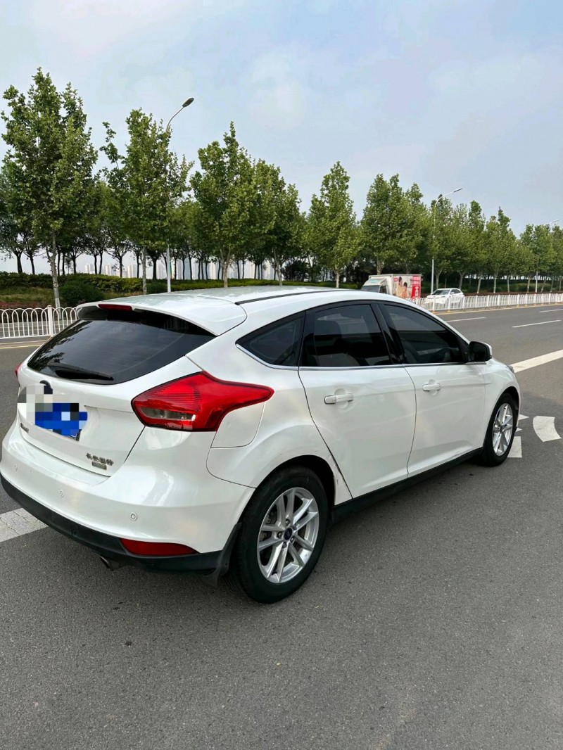 枣庄16年福特福克斯3