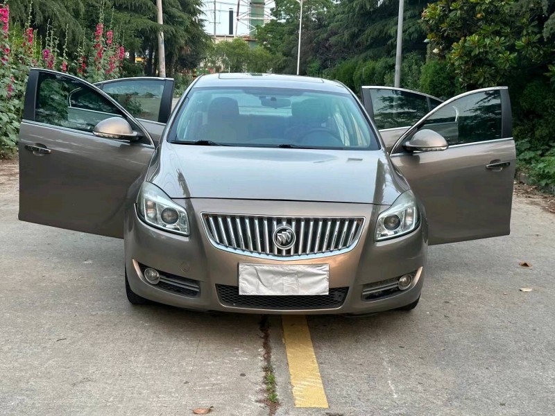 徐州13年别克君威8