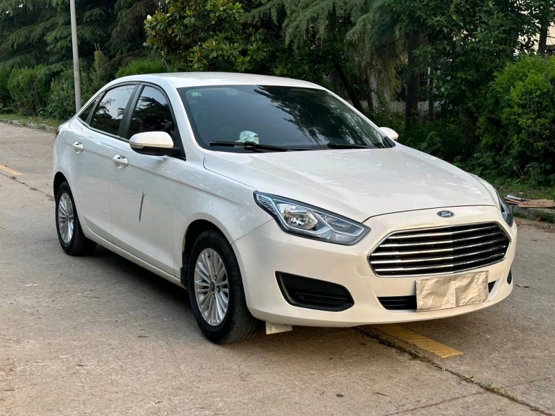 徐州18年福特福睿斯3