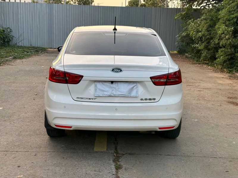 徐州18年福特福睿斯9