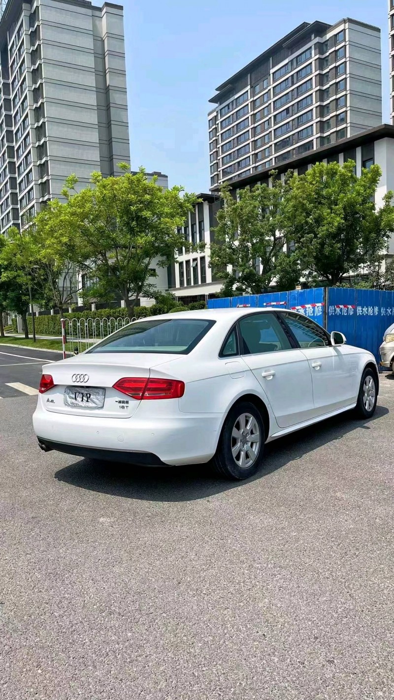 廊坊11年奥迪A4L7