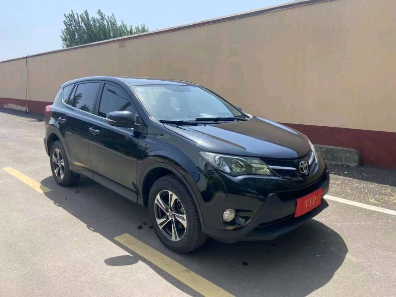 青岛16年丰田RAV4荣放3