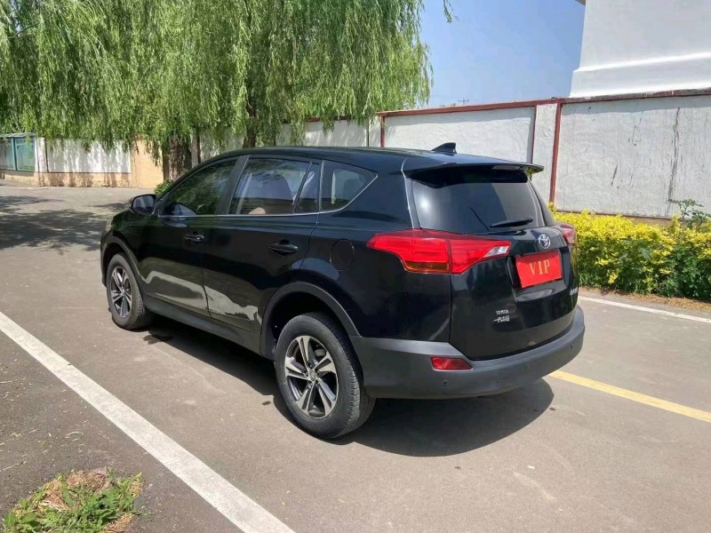 青岛16年丰田RAV4荣放7