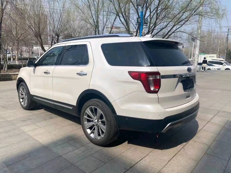 沈阳17年福特探险者9