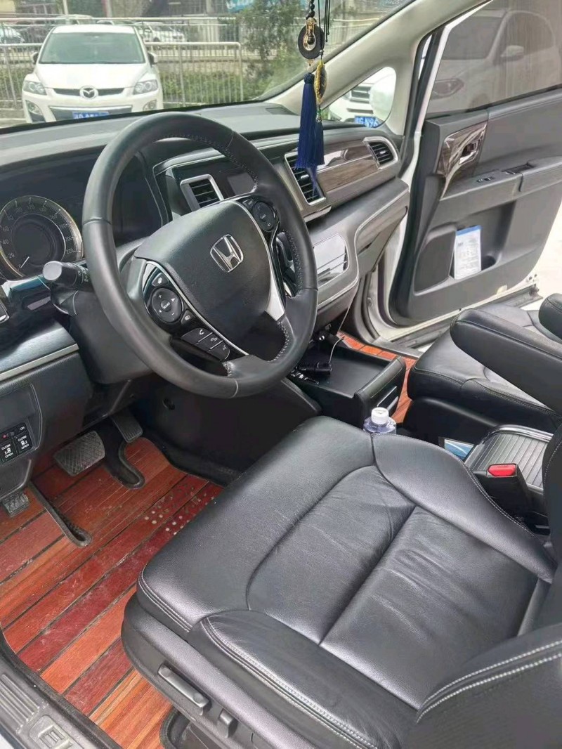 萍鄉19年本田艾力紳7
