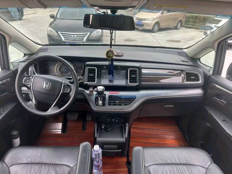 萍鄉19年本田艾力紳9