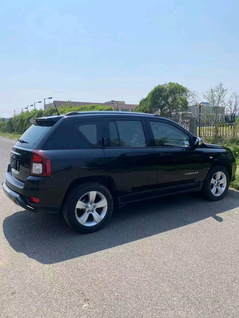 沈阳14年Jeep指南者4