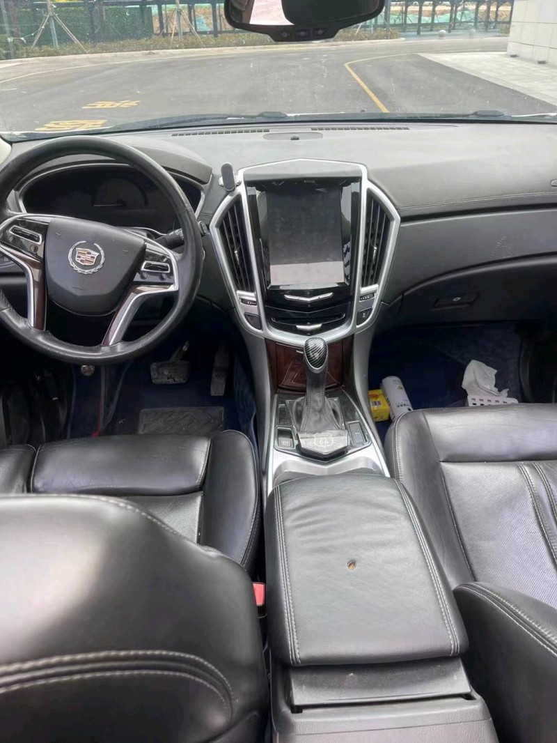 济南14年凯迪拉克SRX6