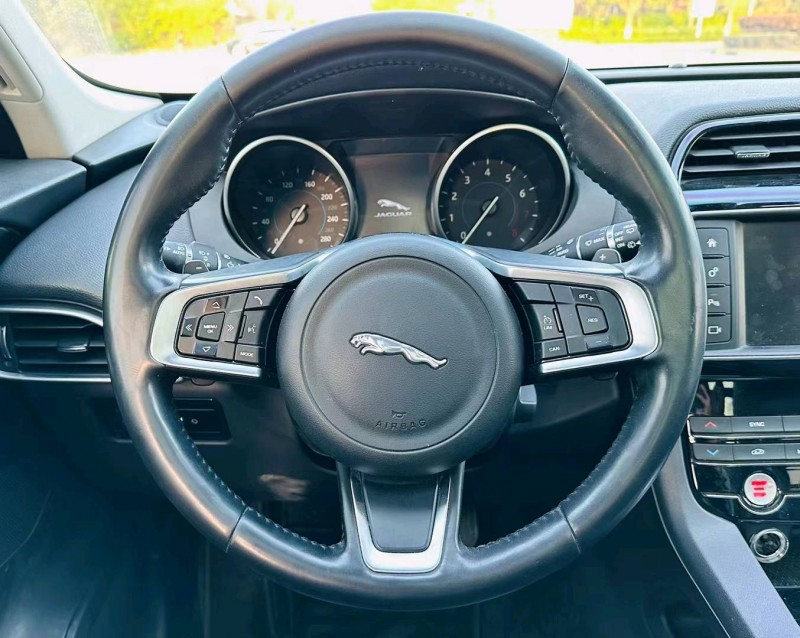 沈阳17年捷豹F-PACE5