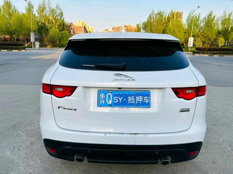 沈阳17年捷豹F-PACE9