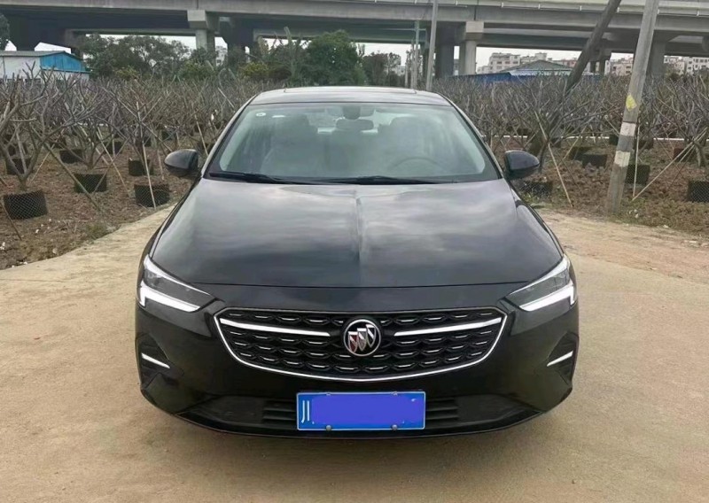 深圳22年别克君威1