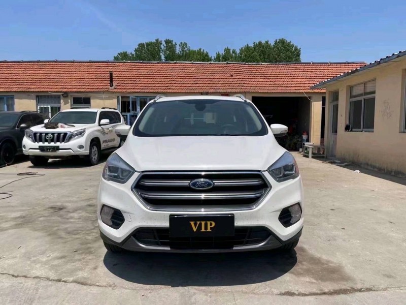 青岛20年福特翼虎1