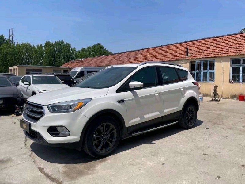 青岛20年福特翼虎5