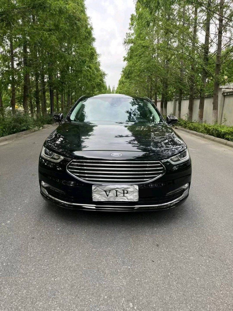 徐州20年福特金牛座1