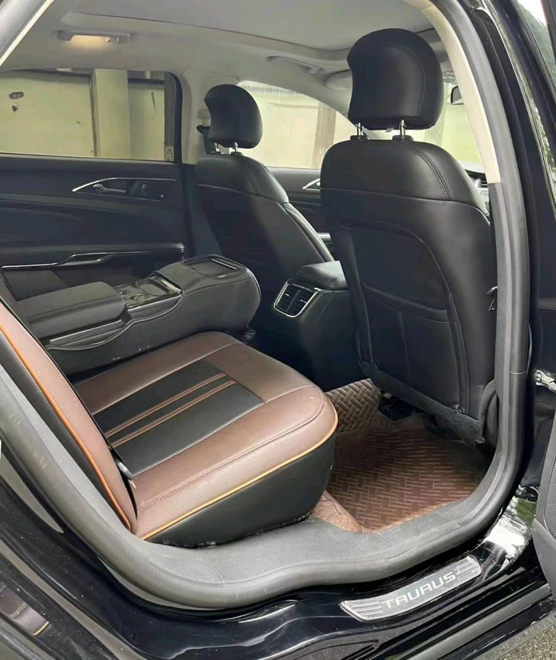 徐州20年福特金牛座5