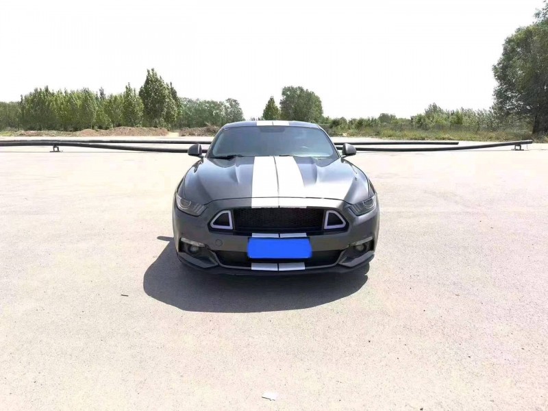 青岛17年福特野马1