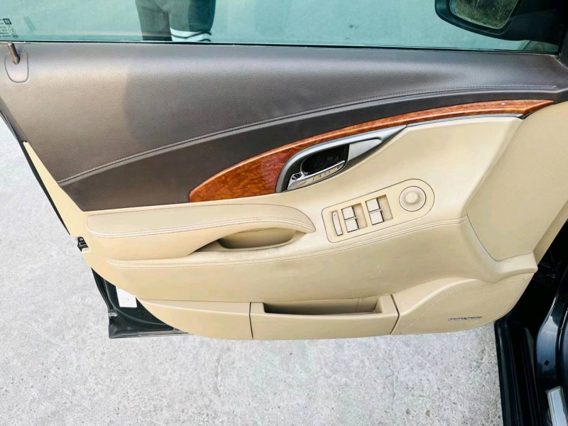 沈阳12年别克君越2