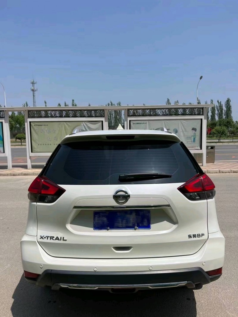 保定22年日产奇骏9