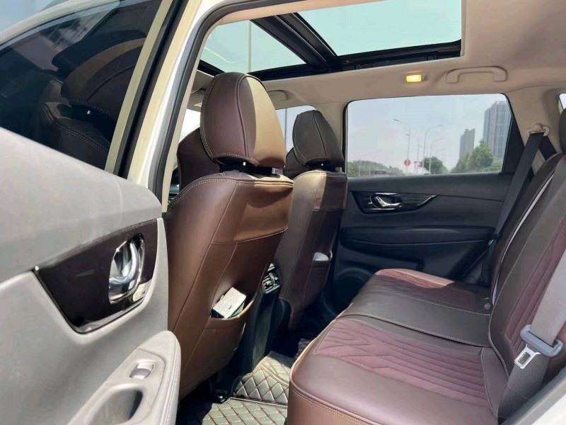 保定22年日产奇骏8